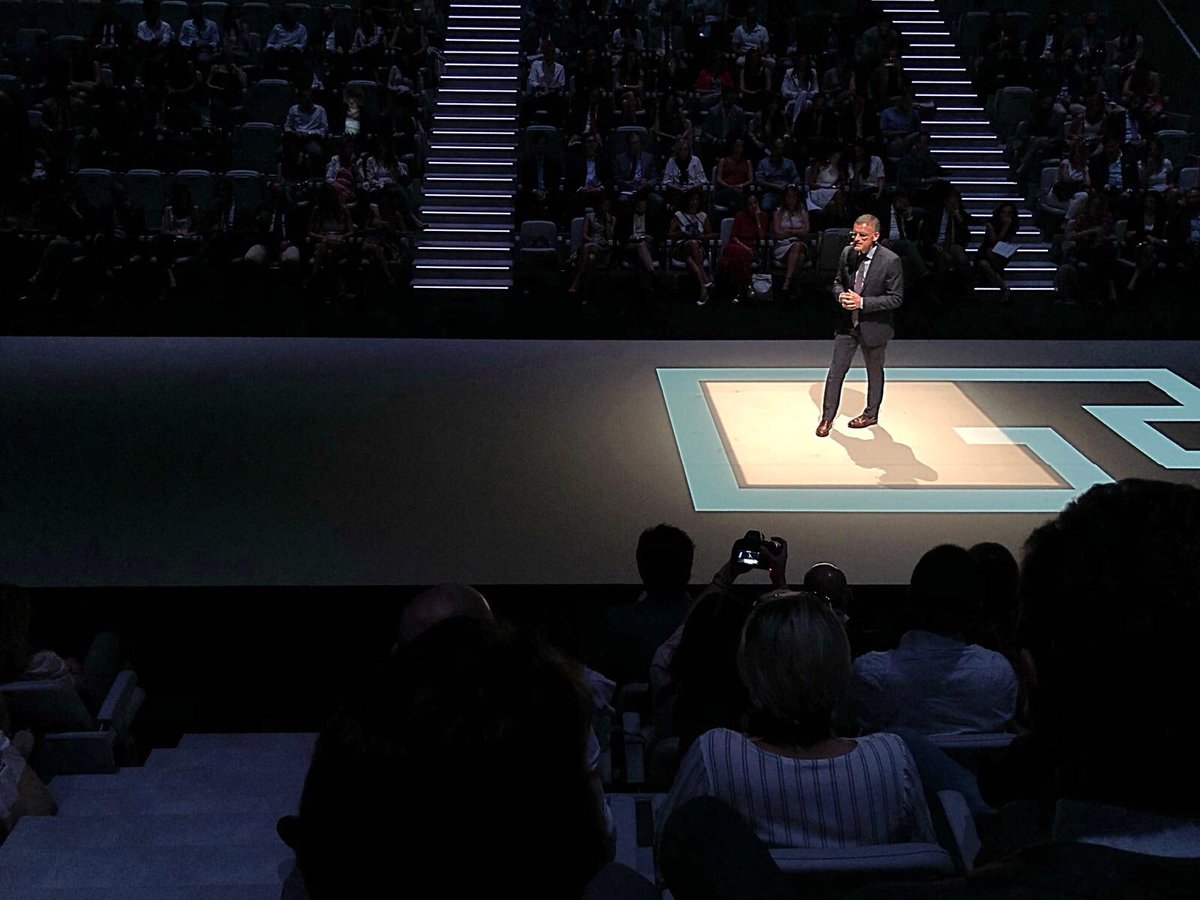 .<a href="/StefanoMoriggi/">Stefano Moriggi</a> apre gli interventi. L’#INEVITABILE avviene indipendentemente dalle nostre intenzioni e progetti, è l’inatteso, è ciò che davvero non possiamo evitare di affrontare