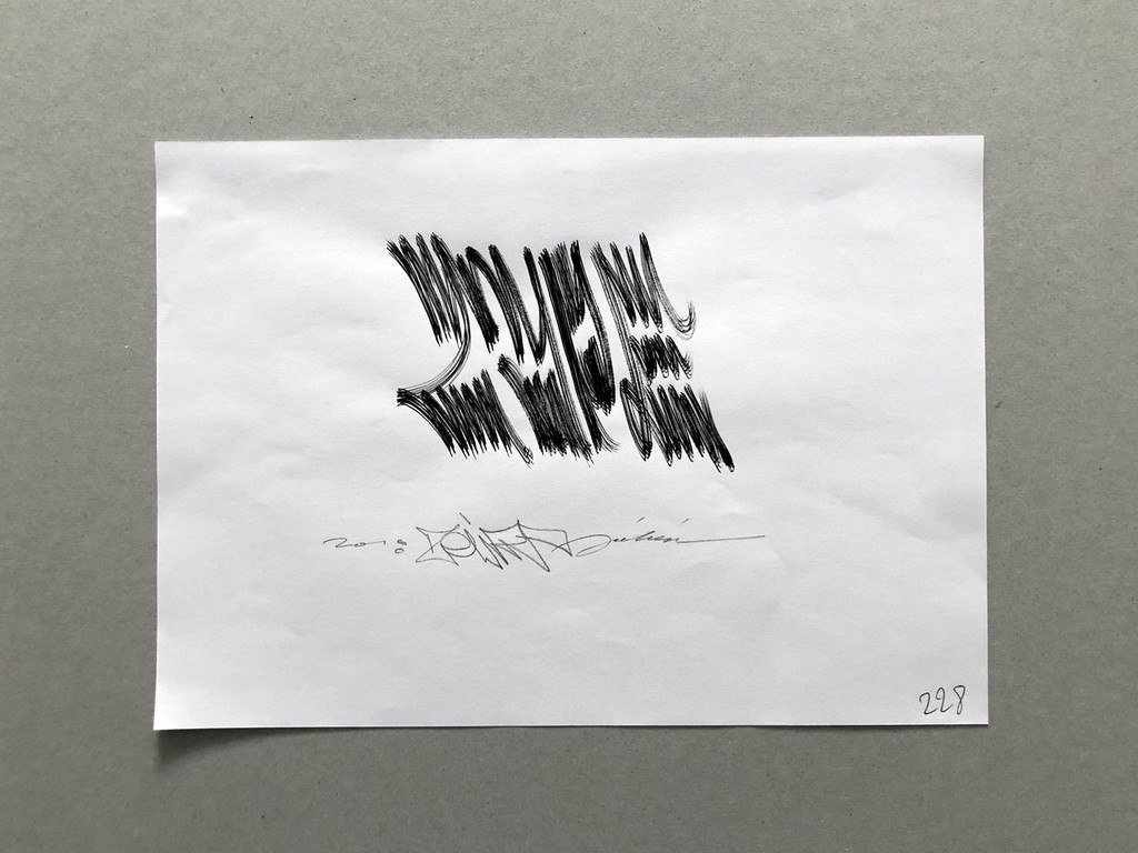 bfluzign's tweet image. Typelife 3 confirmed. #LRT

shop.ligature.ch/type-life-3/