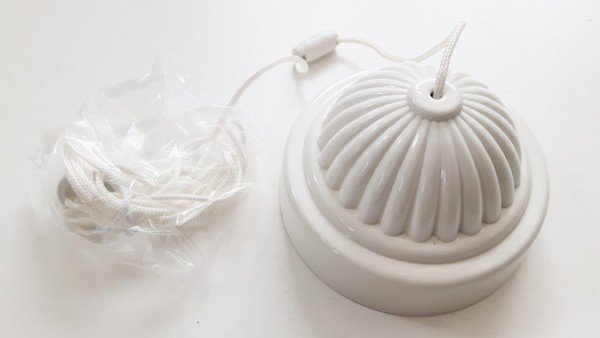 KingsLighting's tweet image. Light Pull Switch Bathroom Light back by popular demand
#bathroomlighting #kingschandeliers #today #lighting #home #chandeliers