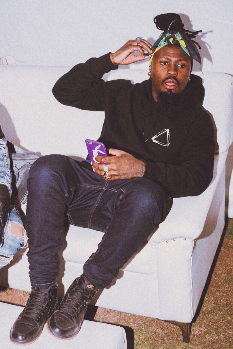 mrpinkgurl's tweet photo. My #MCW goes to @StiloMagolide_ 🔥💕 got much love for him💜& ey bruh keep on doing the good work🌻 #ACHUMAFIA #YASHONATION #WHOOOGANG https://t.co/5q9zd0M2FB