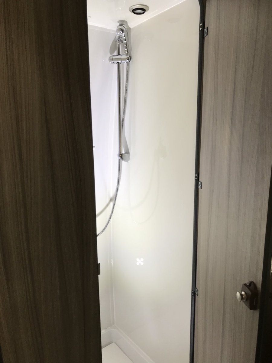 Race_Vans's tweet photo. Shower going in today, could be a queue to use this! #sunny #warmworkshop #racevanconversion #shower https://t.co/WTL9rCHC9B