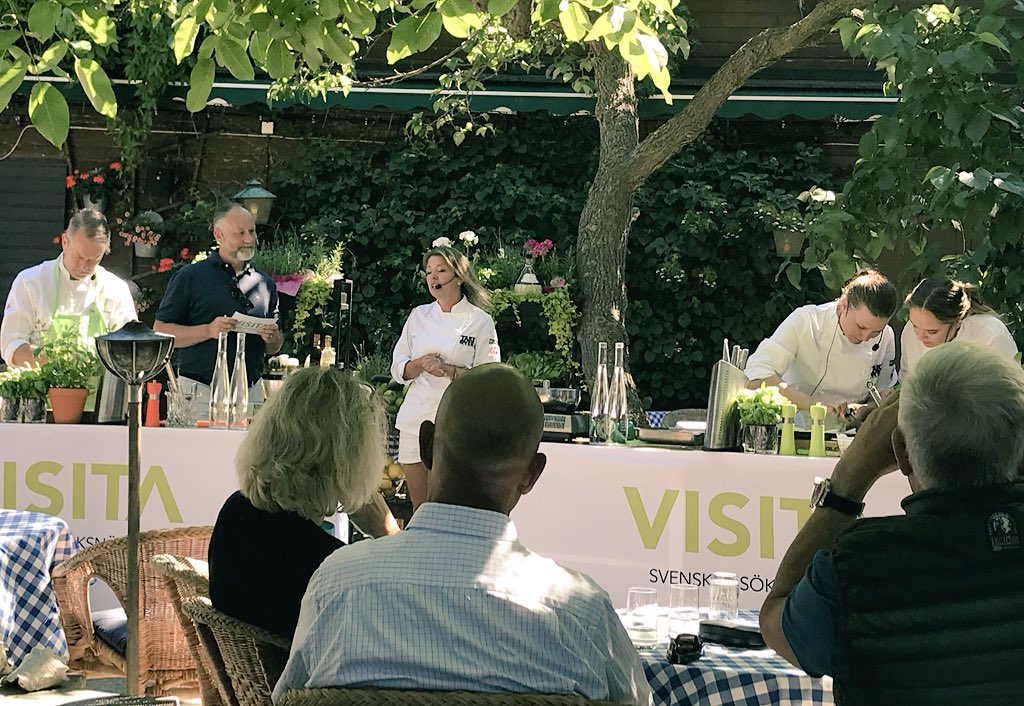 Kvinnlig eller manlig kock - ett yrke med olika status? Att öka jämställdheten i köken är en viktig fråga för oss på Menigo. <a href="/VISITA_se/">Visita - svensk besöksnäring</a>