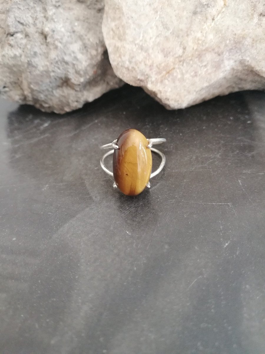 craft_midas's tweet photo. Tiger Eye Gemstone 925 Sterling Silver Ring
Buy at
https://t.co/FRbQdbQPtd
#tigereyering #925sterlingsilverring #septemberbirthstonering #wowring #Delicatering #Amazingring #Organicring #silverring #exclusivering #Stylerring #handmadering https://t.co/LSBwvAftsG