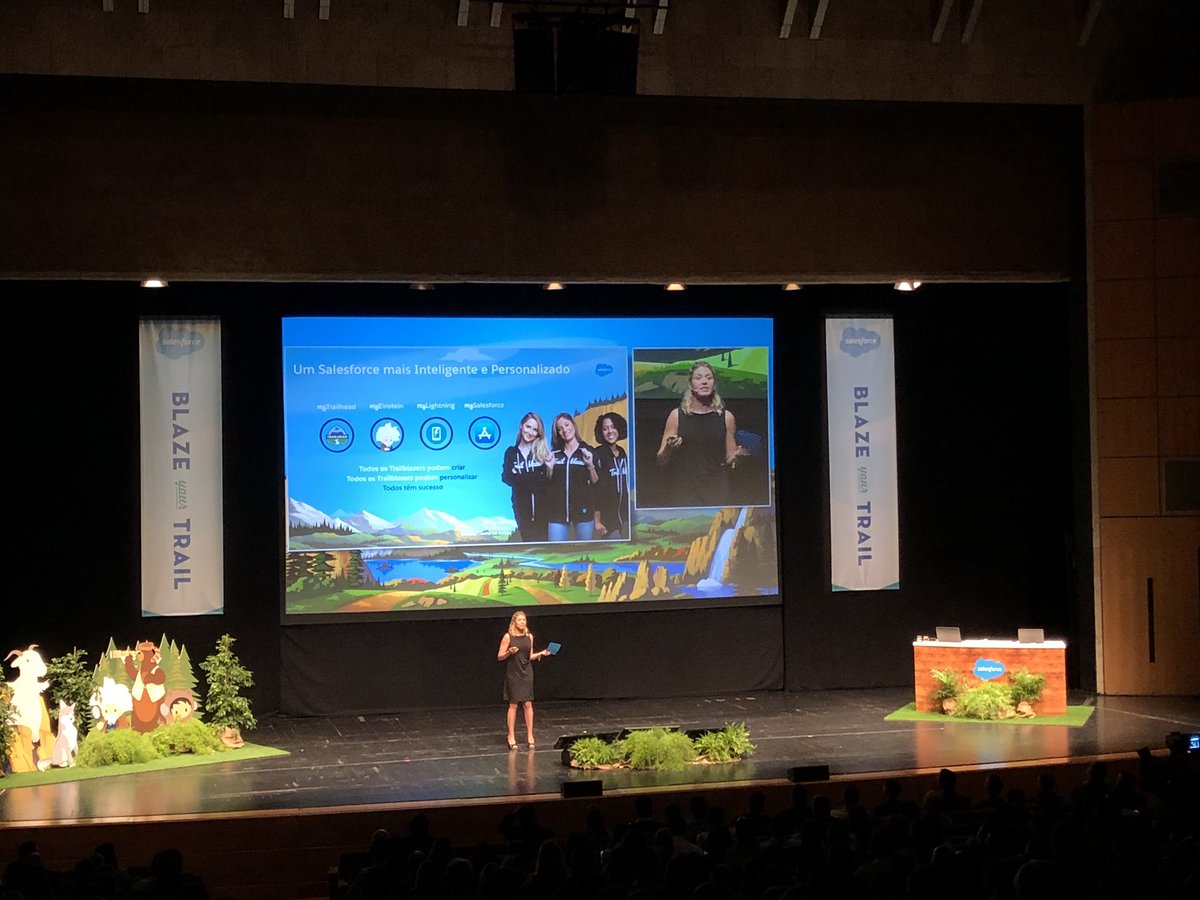 Fgallego74's tweet image. @LauGuzLin on stage at Keynote BaseCamp Lisboa! Amazing!

#SalesforceLIS #Ohana