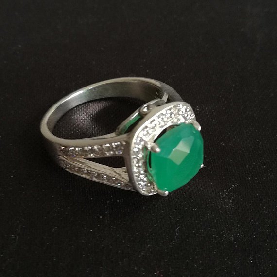 germansilverje1's tweet photo.
29s
German Silver Green Onyx Ring With Zircon
Buy
At
https://t.co/Dv1MSvO8sk
#Germansilver #Ring #GreenOnyxRing #Onyxjewelry #naturalstone #Chushionshapering #bridesmaidgift #delicatering #bridalGift #Designering #summergiftRing #CasualRing #Graduationgift #RingForlover https://t.co/VpH1w7CVk4