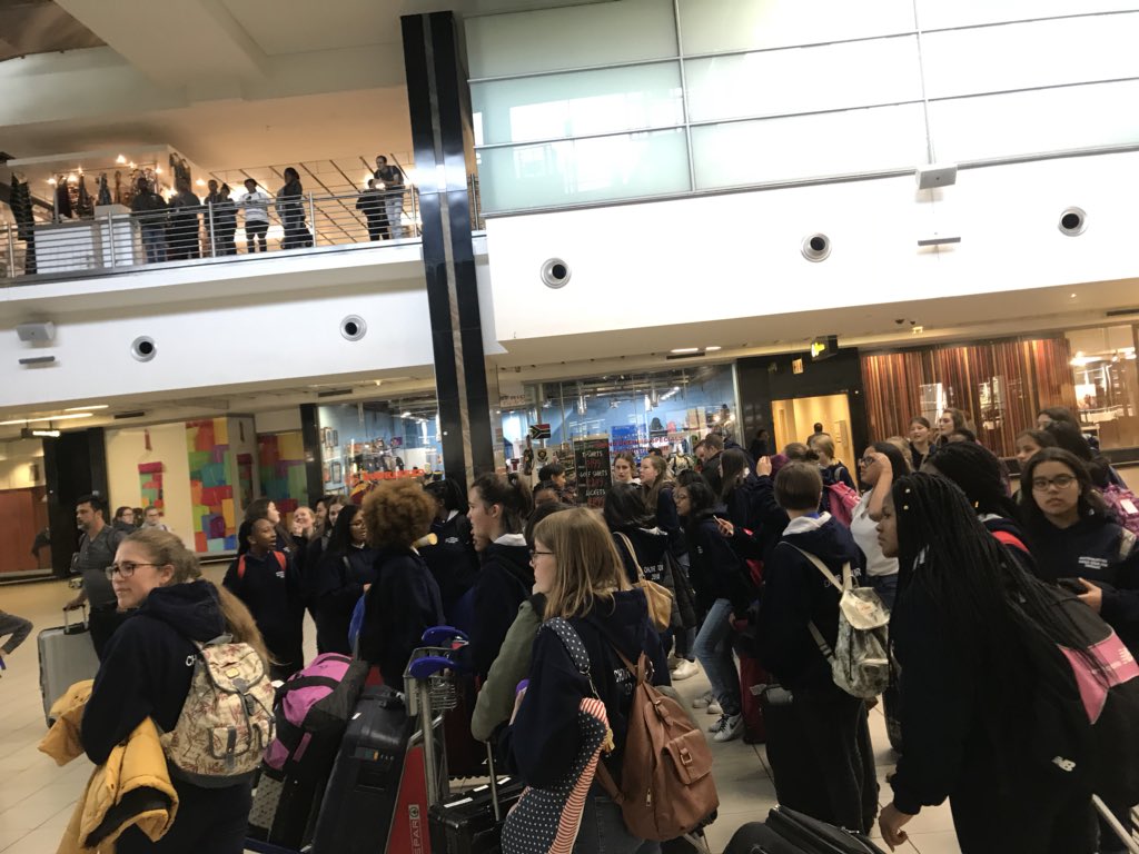 merc0407's tweet photo. #WorldChoirGames. Teams arriving the O R Tambo airport. TUT choir welcoming them with melodies🎼💃🏾💃🏾 https://t.co/ijqv4BrT1m