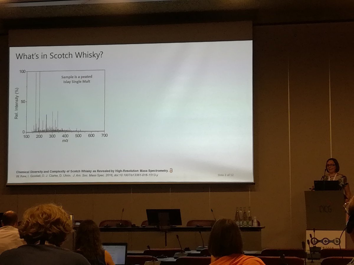 EFB_EBBS's tweet photo. Louise Horsfall @lehorsfall from @SBSatEd tells us how complicated lignin is and why it's bursting with potential for high value compounds....and how whisky taught her a few things about analyses.  #ECB2018 https://t.co/uQ92FRrSVR