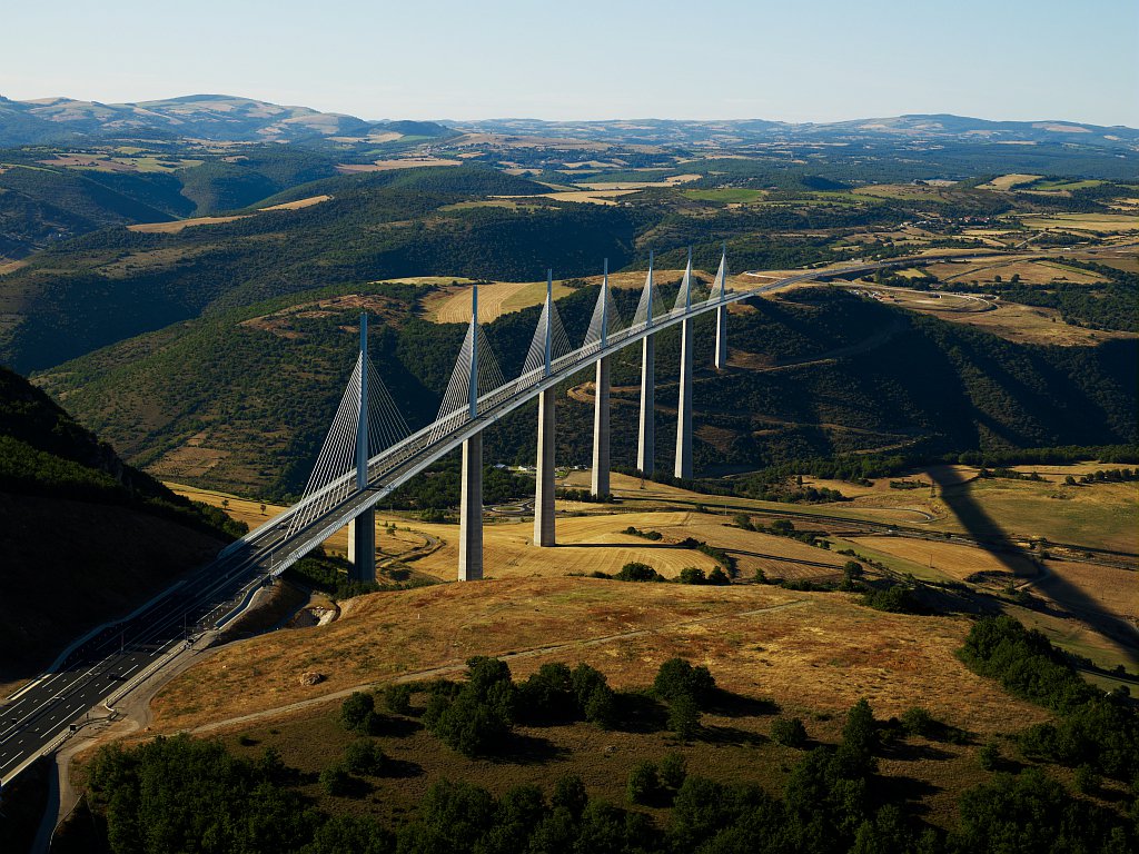 VoyageOccitanie's tweet photo. [ON EST FIERS 🚴‍♂️👏] J-3 avant le début du Tour de France et l'#Occitanie est la grande gagnante ! #TDF2018 
👉 Notre belle région largement honorée cette année avec 9 de nos départements traversés pendant 7 jours ! https://t.co/lhAPjNcpVe https://t.co/IGb2kCQfgc