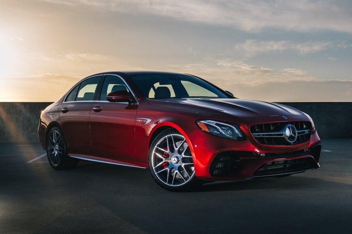 MercedesAMG's tweet photo. You never get a second chance to make a first impression. #EClass #DrivingPerformance 

#MBPhotoPass: Ty Johnson via @mbusa

[Mercedes-AMG E 63 S 4MATIC+ | 
Csn: 9.1-8.8 l/100km | CO2: 207-199 g/km] https://t.co/fDgrbTruPh
