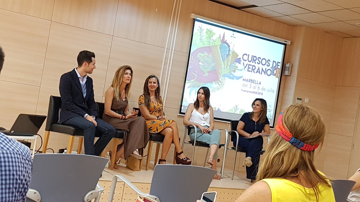 Hoy en #Marbella, una ciudad sorprendente por todo lo que ofrece, en los cursos de #veranoUMA2018 escuchando a #influencers sobre sus experiencias...y ahí está la superinfluencer y amiga de ésta ciudad <a href="/marbellista/">Patricia Marbellista</a> 👏👏