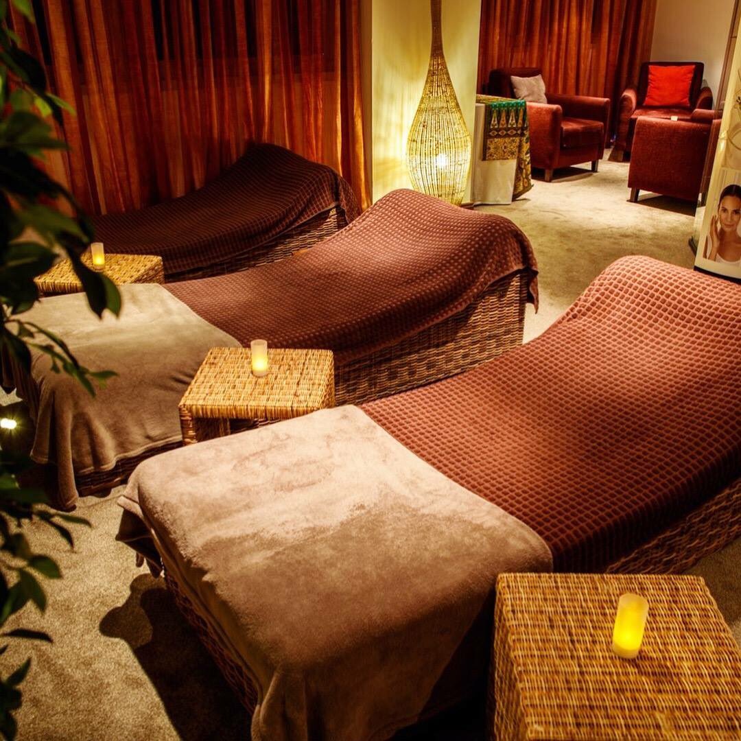RadissonCork's tweet photo. Treat yourself with our new 50% off all Beauty & Spa treatments Monday - Thursday! 💆♀️💅
Check out our treatments here - https://t.co/WNSZbhsZ7D
*** T&C's apply #CorkSpa #SpecialOffer #Treatyourself #OneStopBeautyShop https://t.co/xeHbT8df0z