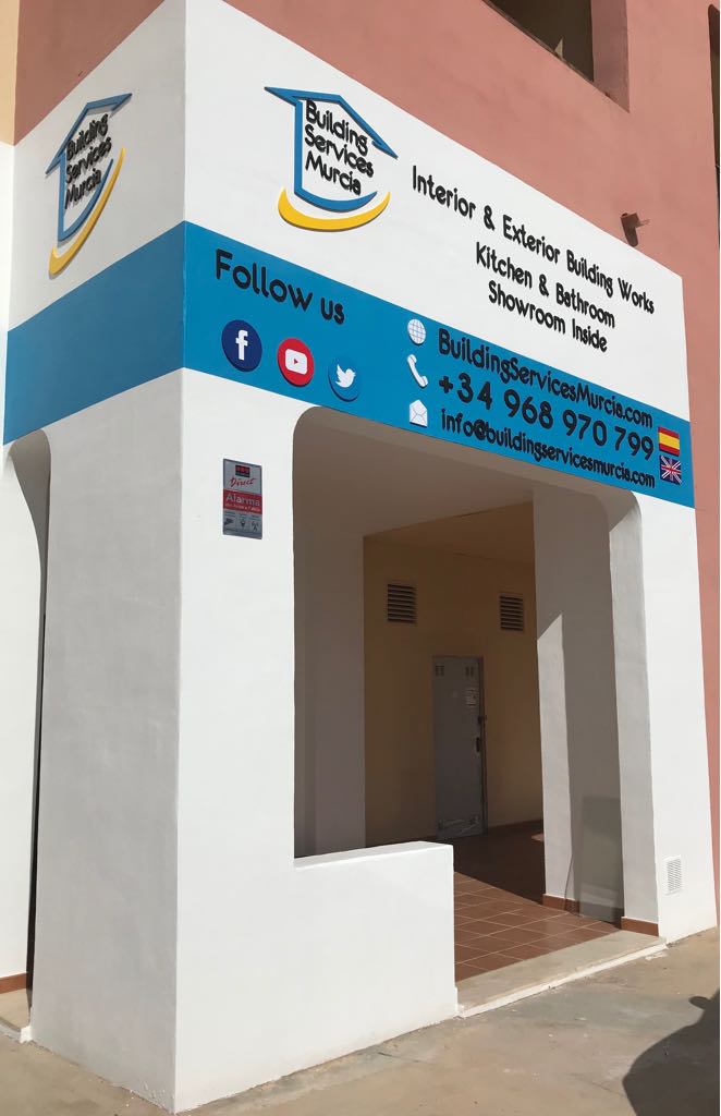 BuildingSMurcia's tweet photo. Summer has kicked off &amp; it's keeping us busy!! ☀️☀️✌️✌️🏖️🏖️
Another Kitchen Completed in La Torre Golf.
If your thinking about having work done, get in touch! We are on the Boulevard @ Mar Menor Golf Resort or call 968 970 799 or email info@buildingservicesmurcia.com https://t.co/3sHh5yDBg5