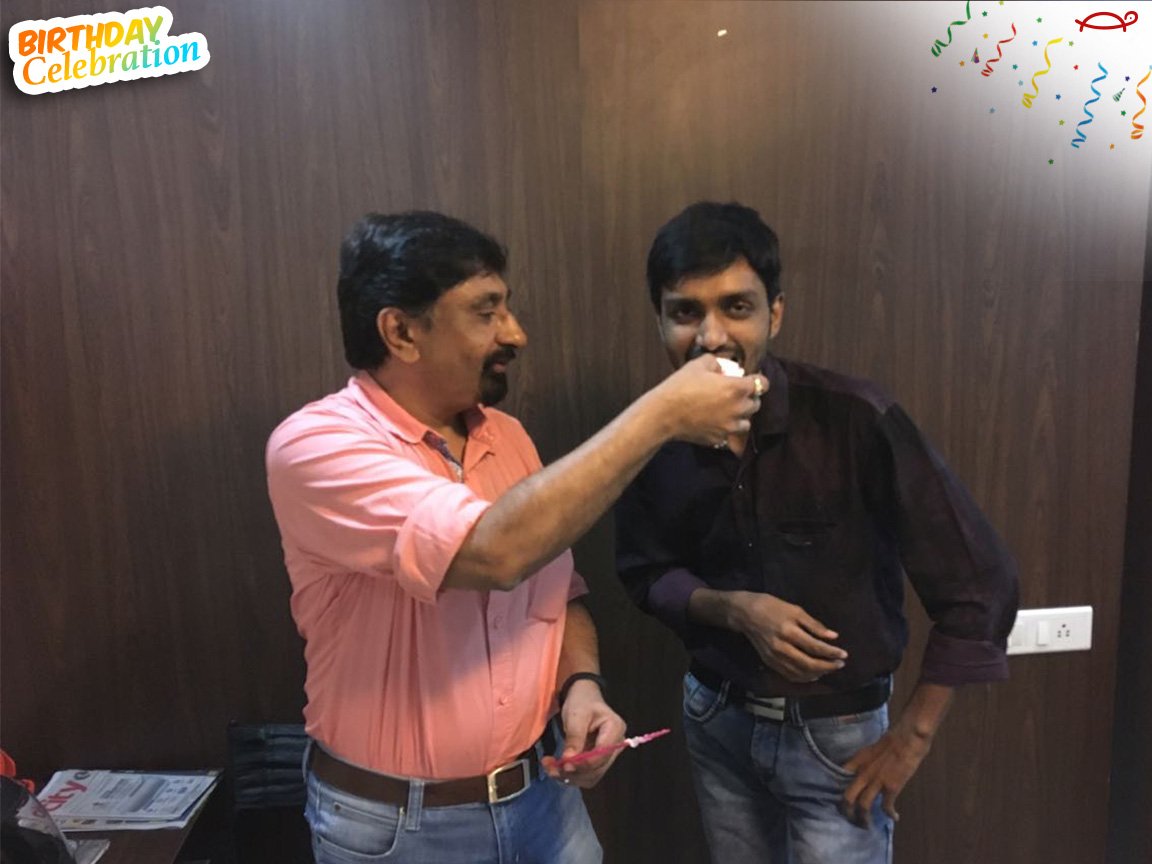 RedTurtleInd's tweet photo. Birthday Celebration at @RedTurtleInd
#officefun #fun #daycelebration #fununlimited #superemployees #greatcolleagues #redturtle #inspiration #lunch #birthdayLunch #ThankYou #success #birthdaycelebrations #successions https://t.co/RVFRQWBA9e
