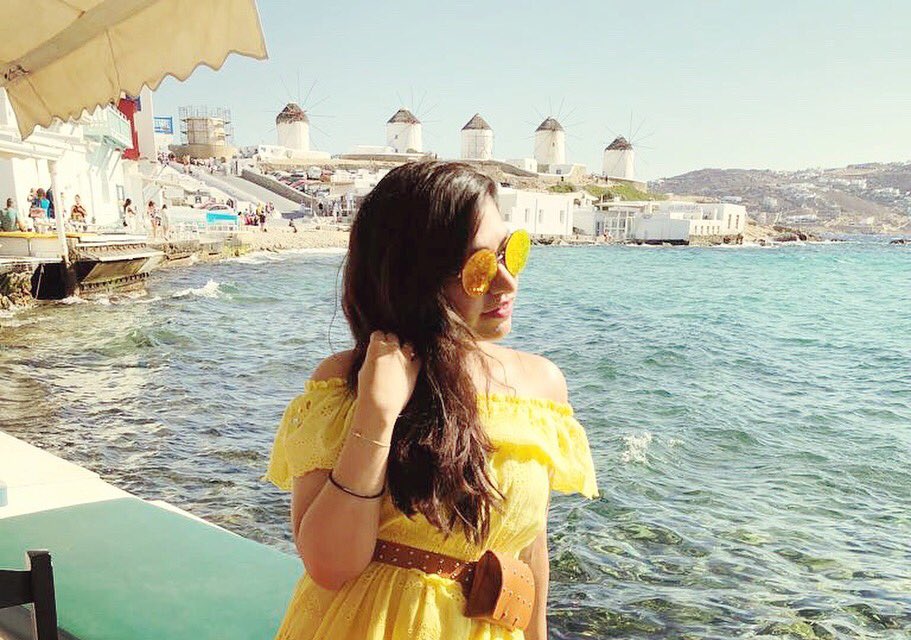 TulsikumarTK's tweet photo. At the windmills in LittleVenice in Mykonos town💙 #picturesque #serene #Tulsitravels https://t.co/xOgqtVHT8W