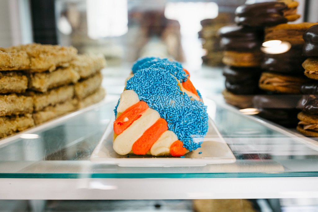 🇺🇸 HOLIDAY HOURS: 6:30am to 5pm.

Closing a little early join our friends and family in celebrating this 4th of July!