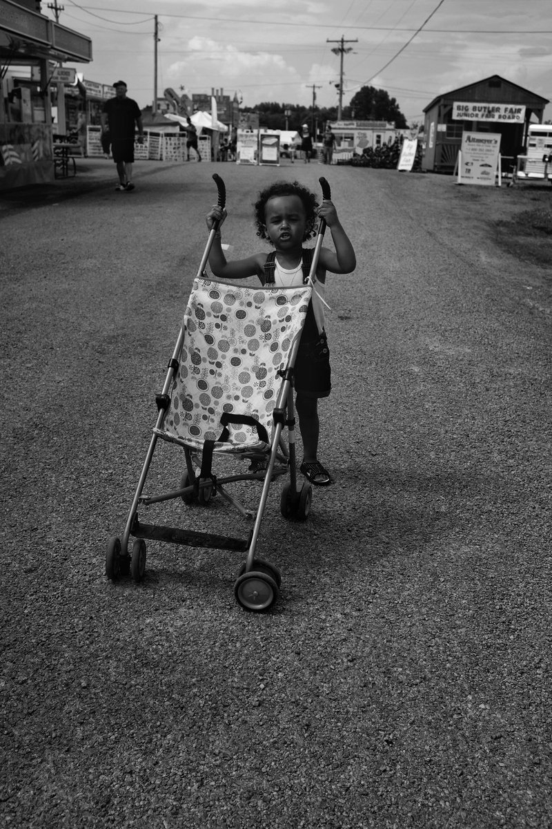 jaimele321's tweet photo. Butler Fair, Butler Pa
#streetphoto #blackandwhite #fair #candid #child #ButlerFair https://t.co/JUPI13uGCD