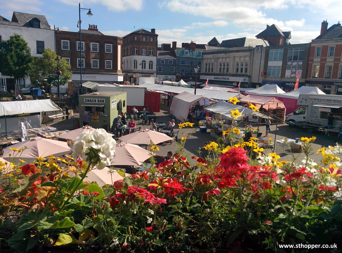 HoppersBoston's tweet photo. It's another lovely, sunny day here on Market Day โ๏ธ
#BostonInBloom #Boston #MarketPlace https://t.co/nWoLUPu22u