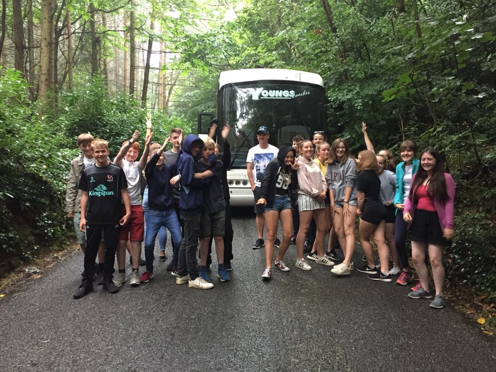 WyedeanGeog's tweet photo. Geography field trip to Dawlish Warren! #brokenbus #stillhavingablast #blockingtheroad #needtopee @WyedeanSchool https://t.co/PGzl1x9Y1i