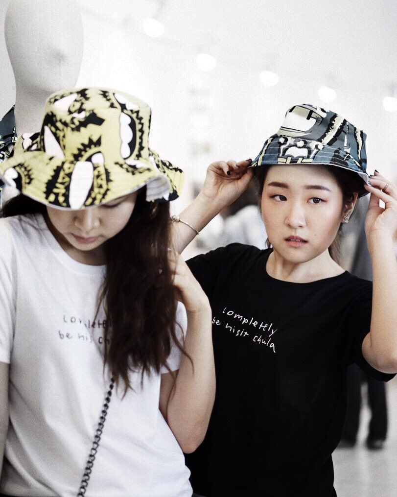 chulafreshmen's tweet photo. 3 color : pink | black | white
3 size : M (36") | L (40") | XL (44")
price 200.- free reg
Line id : @Lcy9909w (มี@ด้วยนะคะ)
พิเศษ!!! สำหรับ 4/7/61 เท่านั้น
ติดอันดับ1 ลด30บาท 
ติดอันดับ2 ลด20บาท
ติดอันดับ3 ลด15บาท
ติดอันดับ4 ลด10บาท
#Dek61 #CHULA102 #ทีมจุฬา #ChulaCuteBoy https://t.co/Da6UNaqMWk