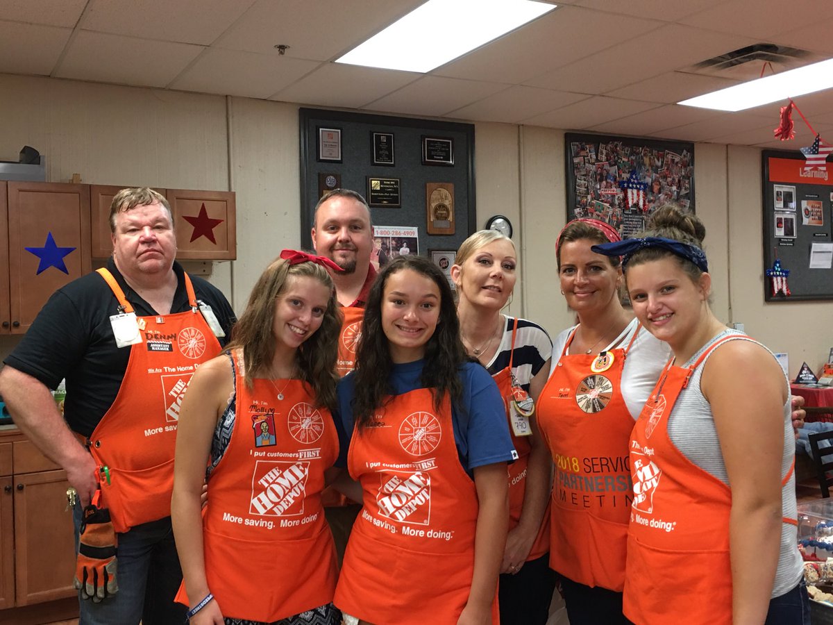 Celebrating the 4th at 4801 @thd_young <a href="/jr_samuel2015/">JR Samuel</a>