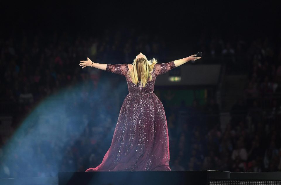 adelepoland_'s tweet image. I love her! #adelelive2017