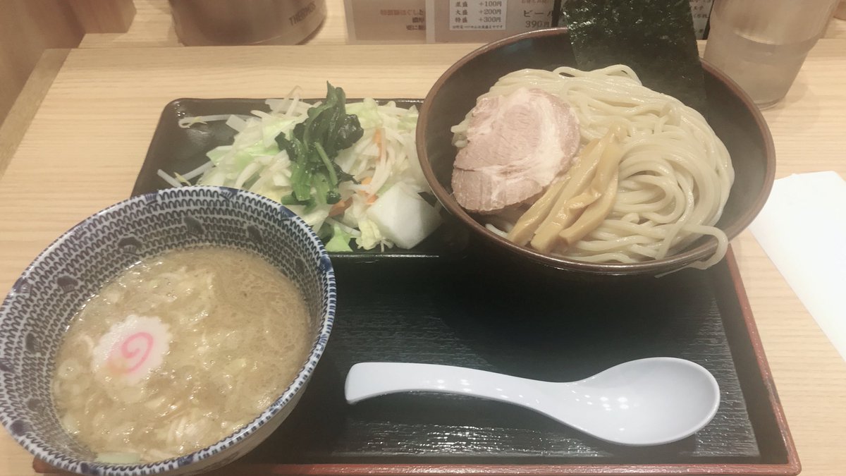 舎鈴@新横浜

野菜つけ麺並

#舎鈴