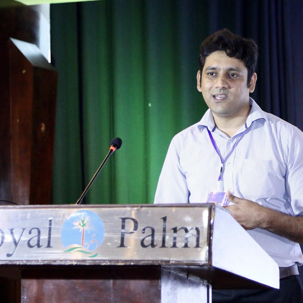 BlockchainBES's tweet image. Empowering the bunch of intellectuals with the power of blockchain
Highlights of Mr. Mudasser delivering his knowledge on Digi Web Summit

#Blockchain #DigiWeb #EmbraceTheChange