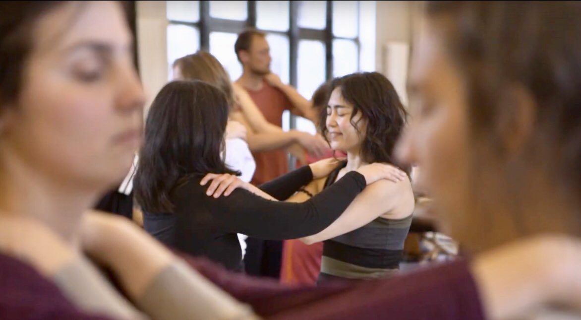 learnpantarei's tweet photo. "Communication in a session is as much about our bodies and experiences, as it is about what is said and cognitively understood in the session." Today's post from @MeravGurArie on why recognising everyone’s unique experiences is essential [LINK IN BIO] #uniqueness #learnpantarei https://t.co/8eKiI8kqAG