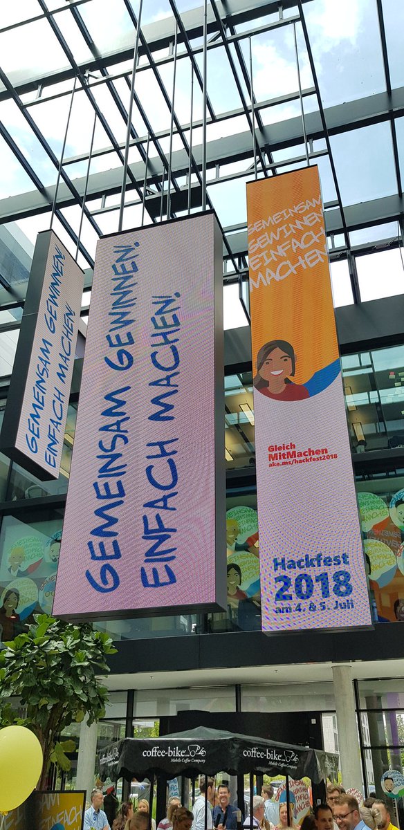 Konrad M tweet media