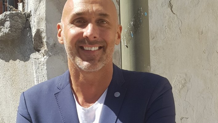 .<a href="/IOGTNTO/">IOGT-NTO</a> om gårdagens bråk: "<a href="/Edward_Blom/">Edward Blom</a> killgissar!" makthavare.se/2018/07/04/iog… #Almedalen