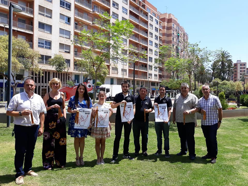 Presentació dels actes de les Festes de Sant Cristòfol que es celebraran  demà 5 de juliol i el dissabte 7 de juliol. La principal novetat d' enguany es la Percumascletà a càrrec de Desperta, Ferro!, que tindrà  lloc el dissabte 7 de juliol a les 13 hores. No us ho podeu perdre!