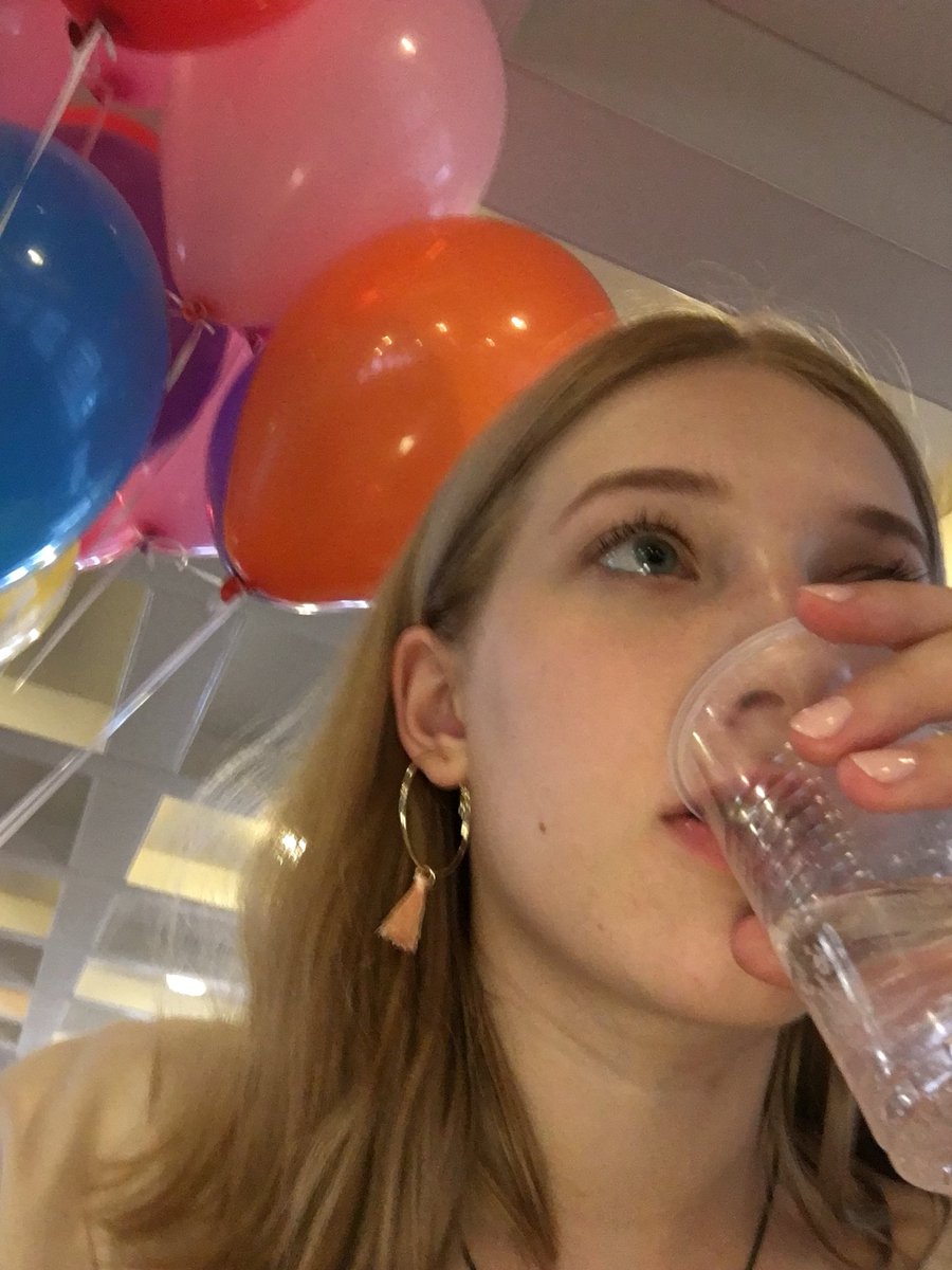 haaryxo's tweet photo. #letsgobisexual
Здравствуйте, меня заводят девушки и андроиды присланные из Киберлайф https://t.co/vb9AbCS3Nt
