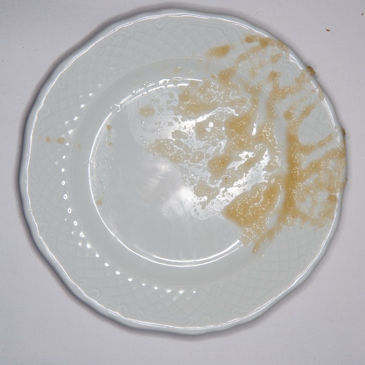 tijdschriftNB's tweet photo. "De verantwoordelijkheid voor de duurzame keuze kan niet alleen bij de burger liggen. Daarvoor zijn de drempels veel te hoog. De politiek moet hierin durven te sturen en op zijn minst de keuze inzichtelijker maken." een column van @merelmelief https://t.co/VLt6p4iZ8y https://t.co/7hNFtc6G5S