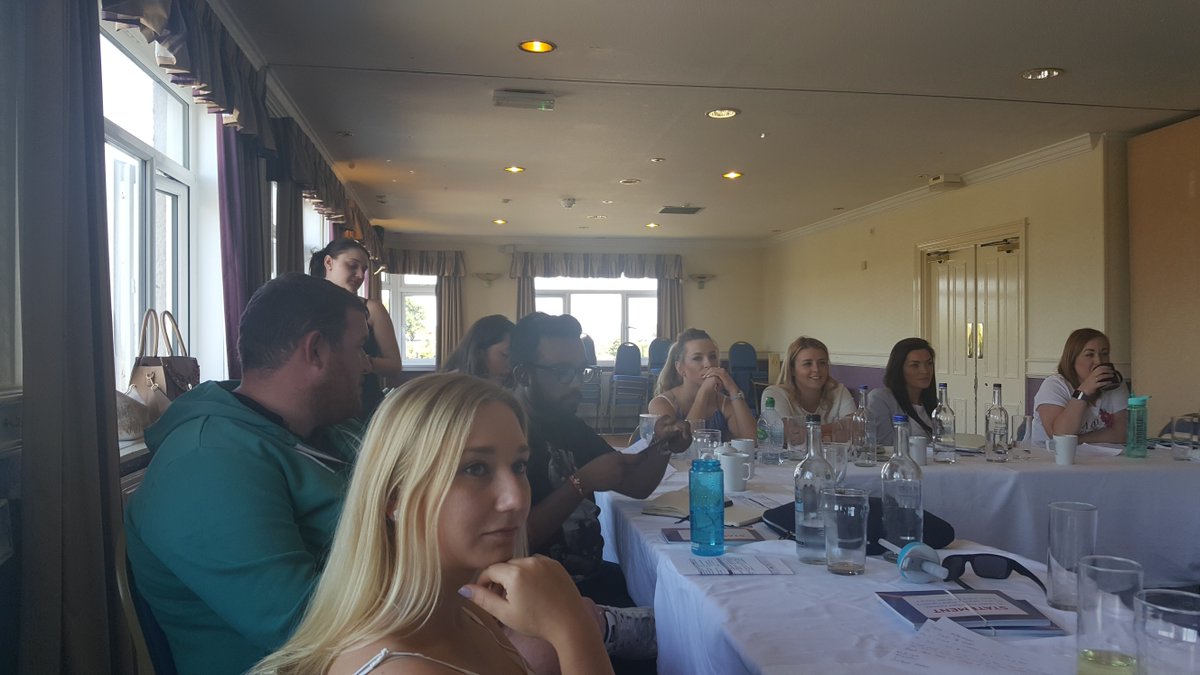 Dean Jones tweet media