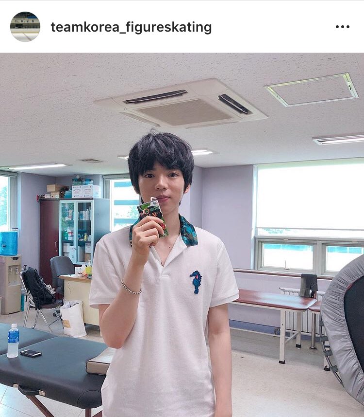 시험보고 행사장도 가고 연습도 하고 짧게 머무르는 시간동안 바쁘구나. 
instagram.com/p/Bkzy_JJFv_N/…