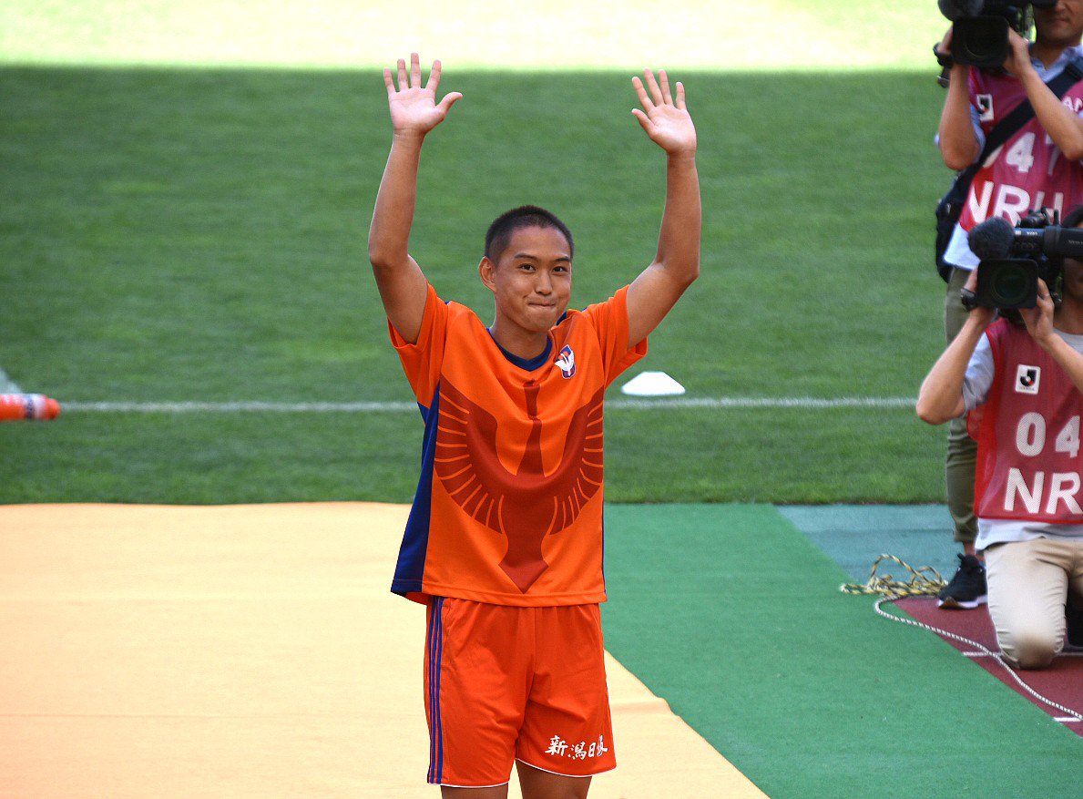 幸せな時間をありがとう ミスターアルビレックス 本間勲さん 笑顔と涙の引退試合 Albirex 9ページ目 Togetter 幸せな時間をありがとう ミスターアルビレックス 本間勲さん 笑顔と涙の引退試合 Albirex 9ページ目 Togetter