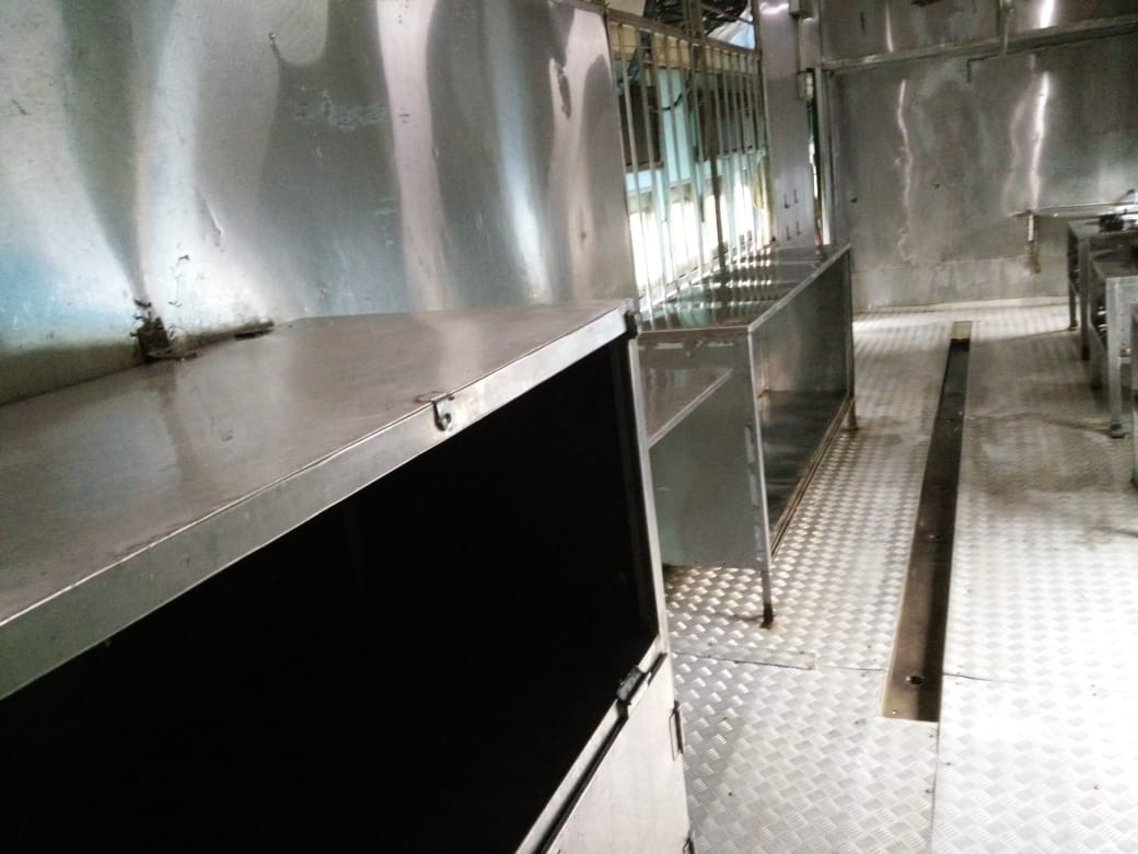 Northeast Frontier Railway on Twitter "Cleaned interiors of Pantry car