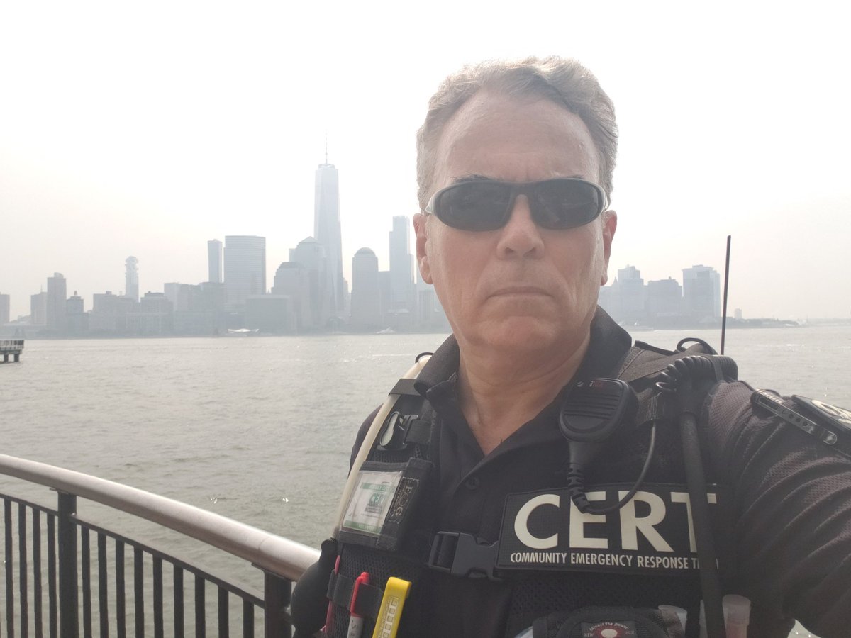 simonps's tweet photo. A volunteer emergency responder today at the #JerseyCity #FireworksandFreedom festival. https://t.co/sD3AG1qRJK