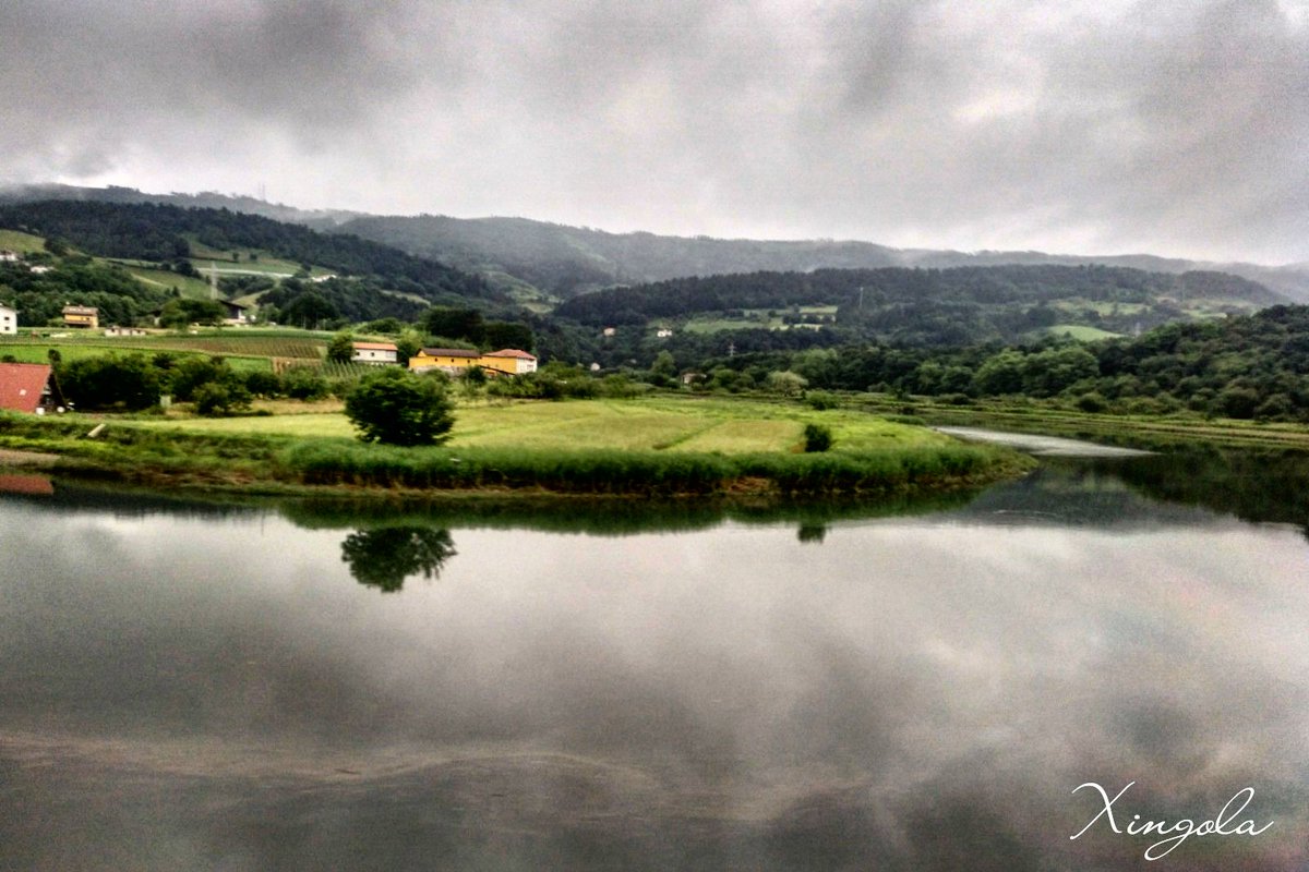 XingolaUsurbil's tweet photo. Errioz bestalde... Ikuspegi ederra...
#Oria #errioa #erriberak #natura #Aginaga #Usurbil #Orio #Gipuzkoa #euskalherria #Basquecountry https://t.co/vkKPJREoHj