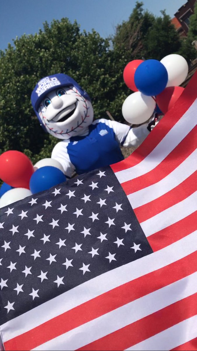 NBCLaces's tweet photo. Nothing much more American than a baseball holding an American flag on the Fourth of July ⚾️🇺🇸#FourthofJulyweekend https://t.co/8VoeQTHcIn