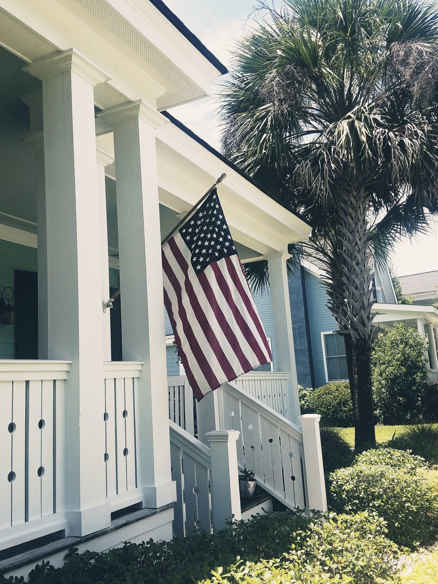 MichelleFaust9's tweet photo. "The strength of a nation lies in the homes of its people", Abe Lincoln.  Happy 4th of July. https://t.co/zl31iZo7v8