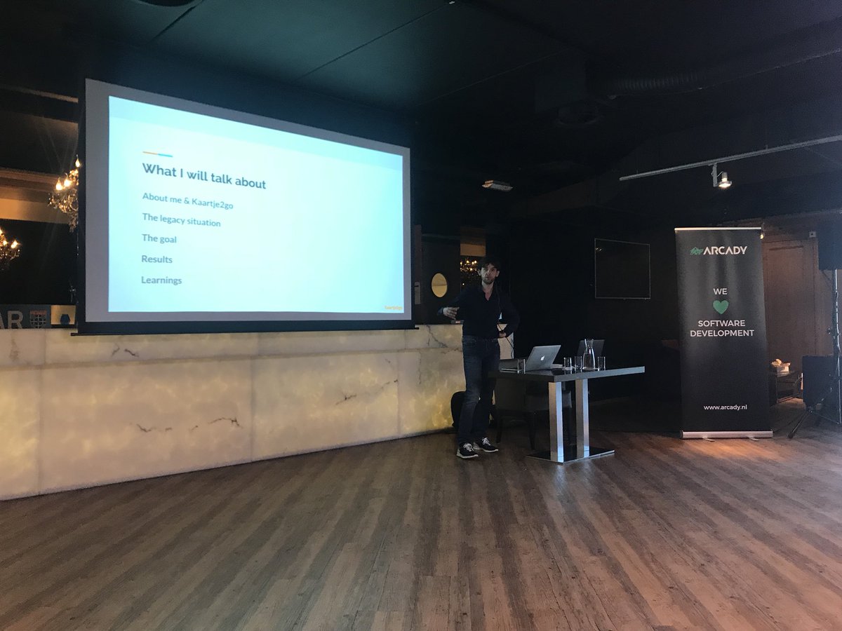 ArcadyNL's tweet photo. Sebastiaan vertelt over de implementatie van #React bij kaartje2go @ Webdev Zwolle! #webdevzwolle #react #developers https://t.co/ZiFHUzWz8m
