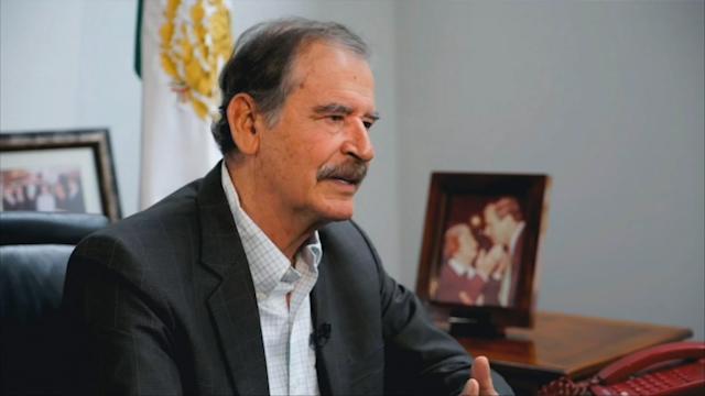 kohoon's tweet photo. RT @Milenio: ▶ VIDEO: "Andrés, deseo que nos CALLES la boca" 

El duro mensaje de @VicenteFoxQue tras el TRIUNFO de #AMLO
 
#FoxPopuli: https://t.co/R5OX8lDu4Y #YouTube https://t.co/VIrNK7JiaP