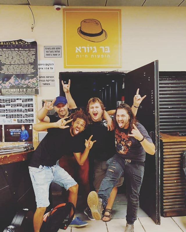 MaxxDee85's tweet photo. Rocking out Tel Aviv!!! \m/
.
.
.
#illegalmind #tlv #telaviv #rock #alternativerock https://t.co/XYrHNfBokY https://t.co/8d5T04jk9j