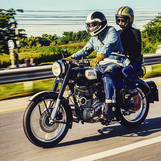 DestroyRabbit's tweet image. Highway to Help project 2018
ทำบุญร่วมทางกับพี่ๆน้องๆ Royal Enfield , บุตรดา บาร์ , 8080cafe ,สายแดก และอีกหลายๆคน #highwaytohelp #8080cafe #royalenfield #thailand #motorcycle