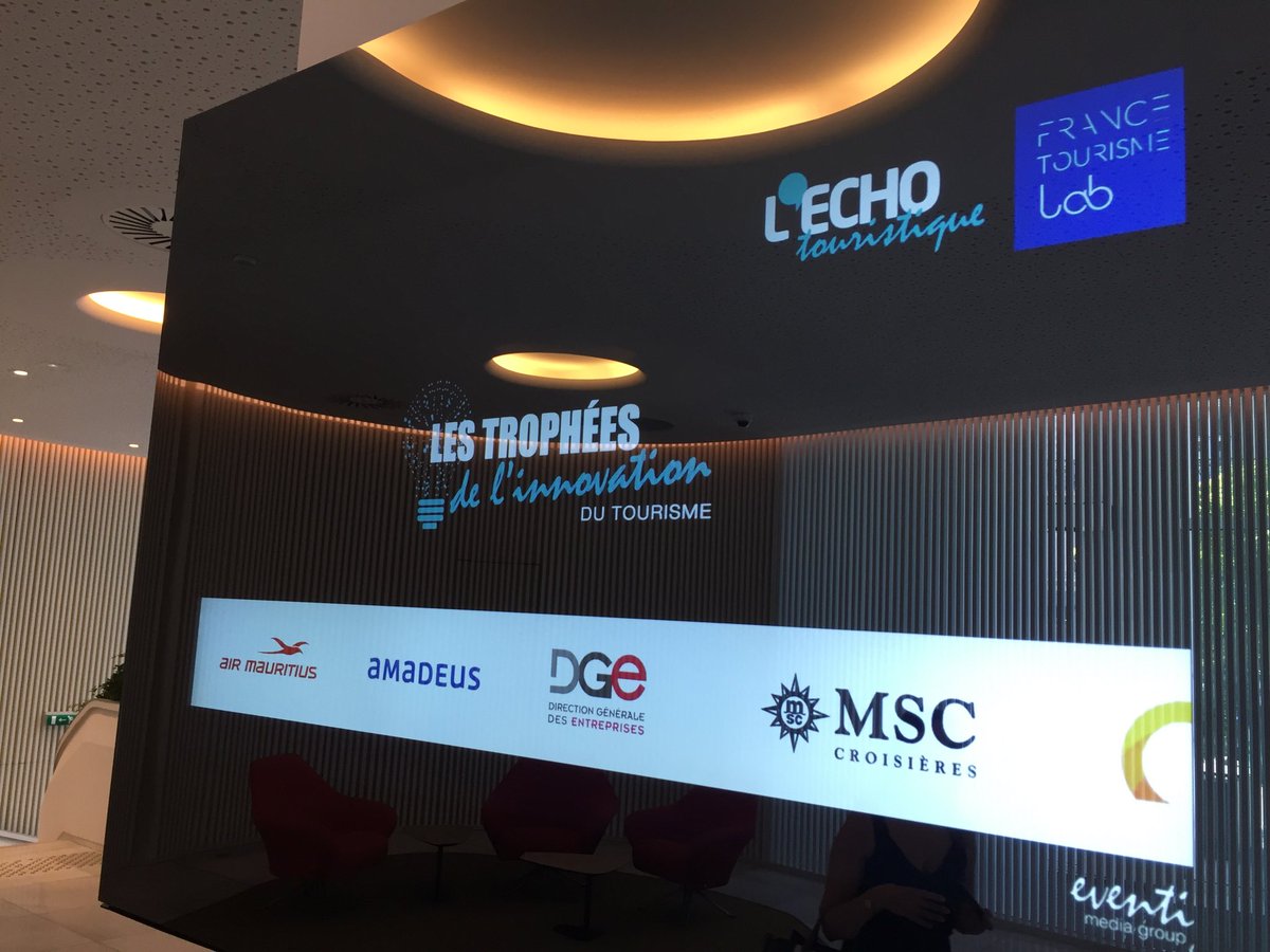 KooKooning_FR's tweet photo. #TropheesInno démarrent, on croise les doigts pour la mise en Orbite de #KooKooning par @OpenTourismeLab et #FranceTourismeLab https://t.co/3Nfv0KMieY