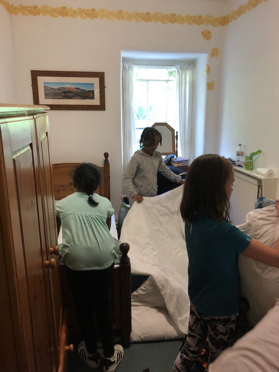Shopkinsstmarys's tweet image. Children making their beds and ours! #winning #getthemtrained @StMarysMossSide