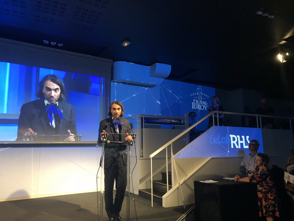 « L’#IA est une arme puissante. C’est pourquoi il faut la réguler. C’est l’objet de cette charte ✅ » <a href="/VillaniCedric/">Cédric Villani</a> 

#CharteEthique #numerique #RH par <a href="/LeLabRH/">Le Lab RH</a> &amp; <a href="/CFECGC/">CFE-CGC</a>