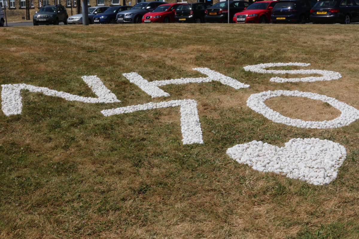BTHFT's tweet photo. The talented gardening team @BTHFT have been busy creating flower and pebble displays at #Bradford Royal Infirmary &amp; St Luke's Hospital to celebrate #NHS70 Join us tomorrow from noon in the main atrium at BRI to celebrate! What's on? Find out here: https://t.co/uweW88robb https://t.co/oQebwmh7oA