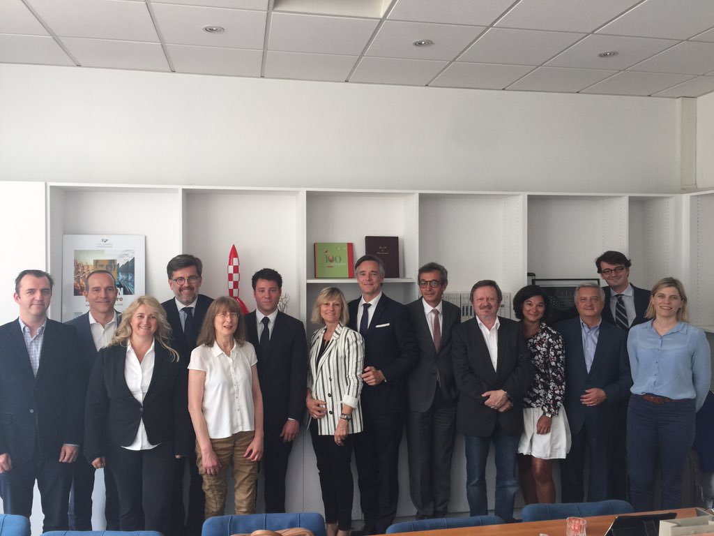 CongresNotaires's tweet photo. En cours, lancement à l'Association Congrès Notaires de France du #CongresNotaires 2020. Nouvelle équipe, nouvelle réflexion sociétale et juridique. Le thème : La protection. Me J-P. Prohaszka, Président ; Me G. Bonnet, Rapporteur général ; Pr B. Vareille, rapporteur de synthèse. https://t.co/QDCBbWUTIt